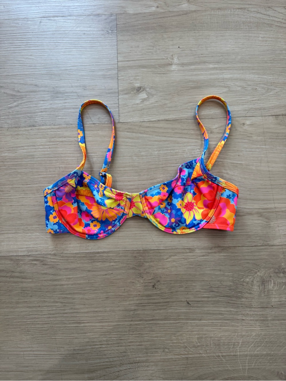 KULANI KINIS Underwire Bra Bikini Top - medium